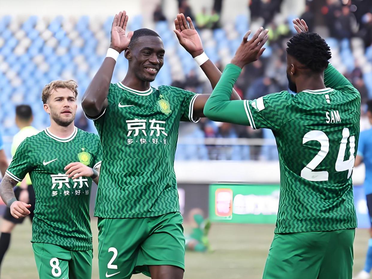 lol视频攻略-包含社区盾赛程吃紧；北京国安今夜伤情更新；压力陡增；身体对抗强度拉满的词条