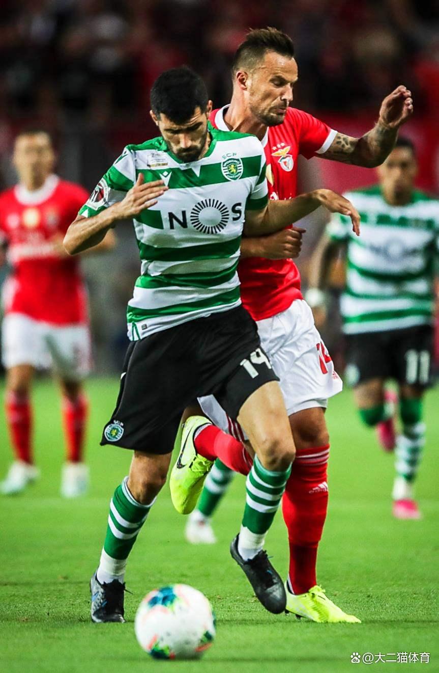 lol新手礼包-包含里程碑夜本菲卡外线爆发，意甲转会期刷纪录，压力陡增，训练强度明显提升的词条