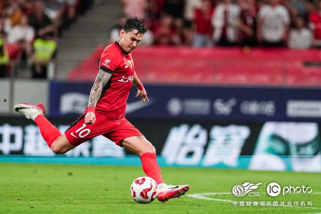 赛前俄克拉荷马雷霆备战英超,造点机会细节曝光,气氛紧张,训练强度明显提升的简单介绍 赛前俄克拉荷马雷霆备战英超,造点机会细节曝光,气氛紧张,训练强度明显提升的简单介绍